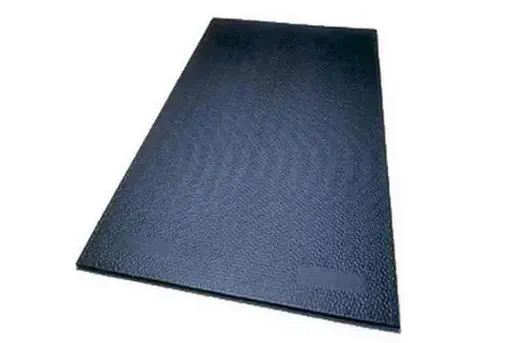 Мягкие и износостойкие резиновые маты Kraiburg Ken для комфорта коров