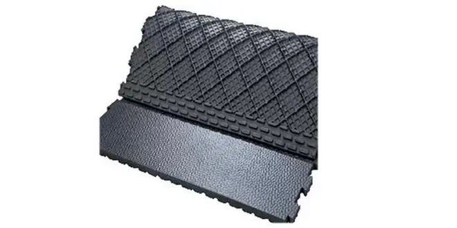 Инновационный резиновый мат Kraiburg Calma для телят